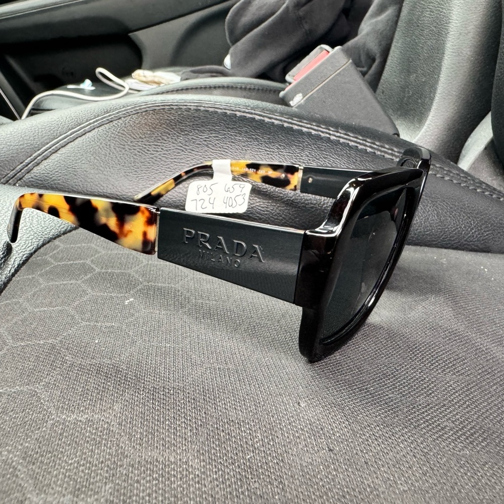Brand new Prada glasses, half price - Picture 2 of 4